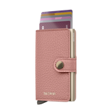 Kartenmechanismus bei Secrid Wallets Miniwallet Pebble in Rose