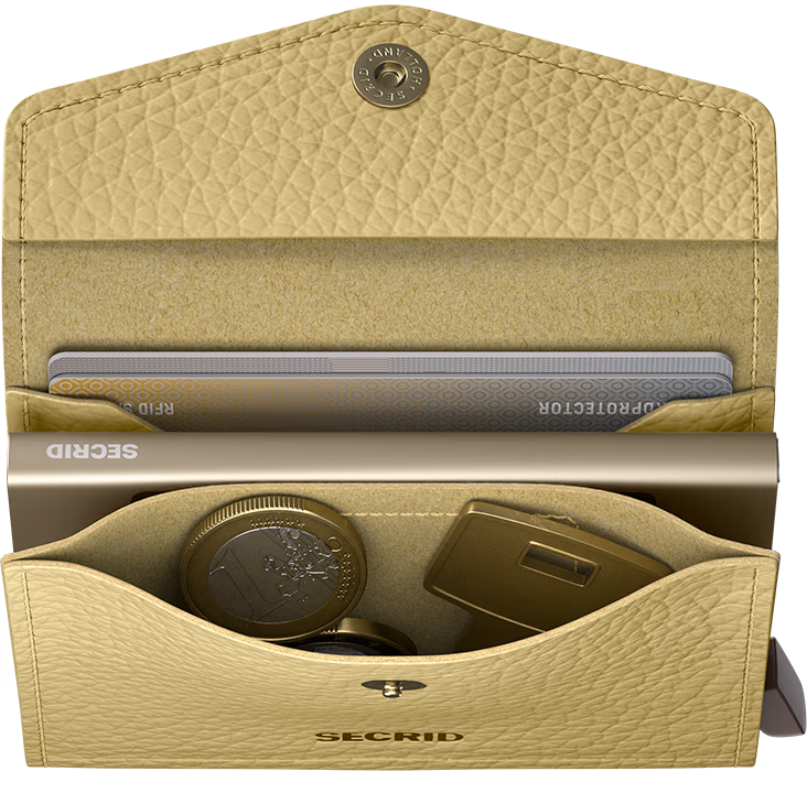 Münzfach der Secrid Envelope Wallet Pebble in Butter Yellow